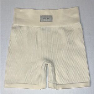 LEBOD RIBBED BIKER SHORTS CREAM SIZE LARGE